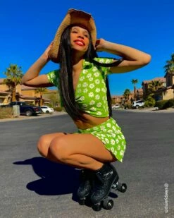 SteveMadden SK8R BLACK GLITTER -Steve Madden | Official Store BlackRollerSkate sleepyampm