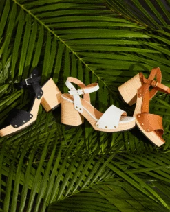 SteveMadden RUBYY BLACK PARIS 18 SteveMadden RUBYY BLACK PARIS -Steve Madden | Official Store SM COOL PLANET SPRING 2022 SHOT 51 0577