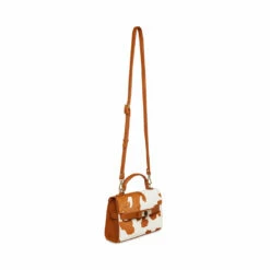 STEVEMADDEN BDIRECTS BROWN -Steve Madden | Official Store STEVEMADDEN HANDBAGS BDIRECTS BROWN LIFESTYLE1