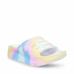 SteveMadden HAWAI BRIGHT MULTI -Steve Madden | Official Store STEVEMADDEN MADDEN GIRL HAWAII LT TIE DYE 1