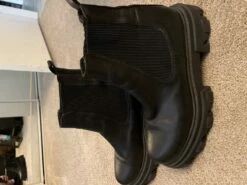 Recurate ZAINA BLACK LEATHER - SM REBOOTED -Steve Madden | Official Store Submission 1641247725427